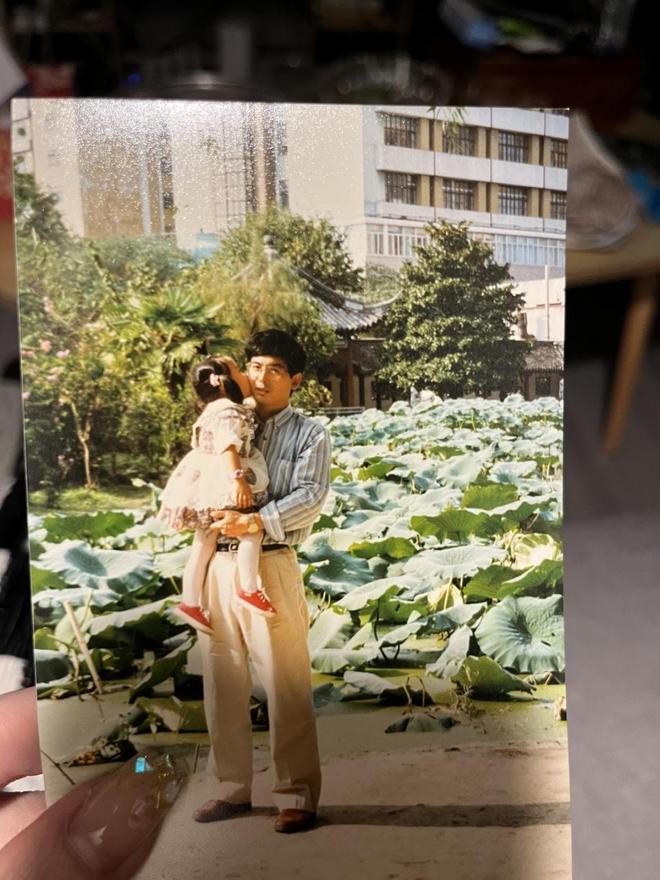 教女儿直面死亡的患癌父亲去世 曾称＂你当我去旅行了＂