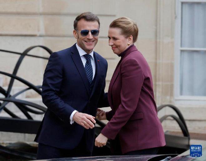 特朗普破防怒骂追问爱泼斯坦案的CNN女记者：你太差劲